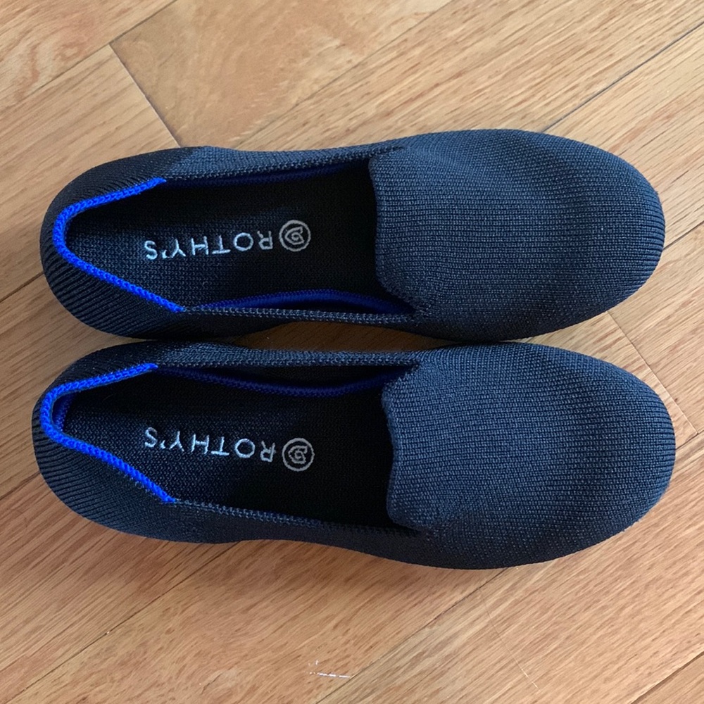Rothy’s kids classic black loafer size 13 EUC